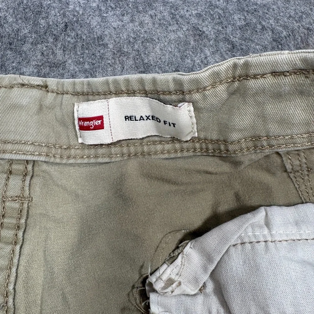 Wrangler Cargo Pants Men's Size 40x32 Relaxed Fit Straight Leg Outdoor‎ Workwear